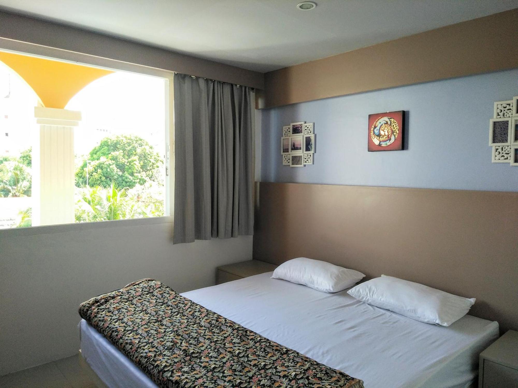 Отель In Phuket House Экстерьер фото