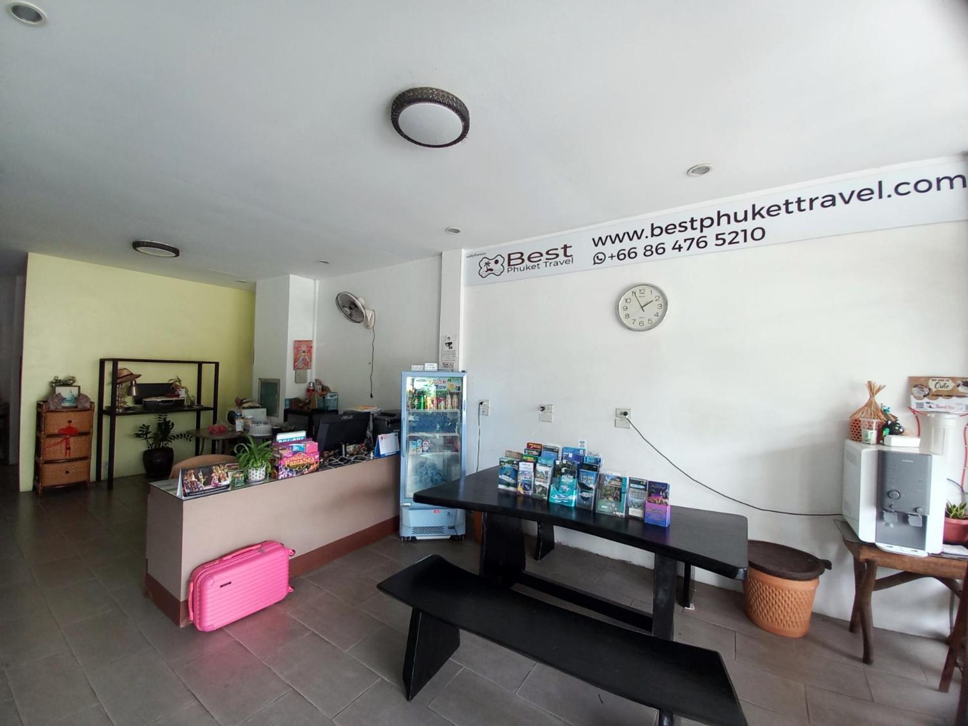 Отель In Phuket House Экстерьер фото