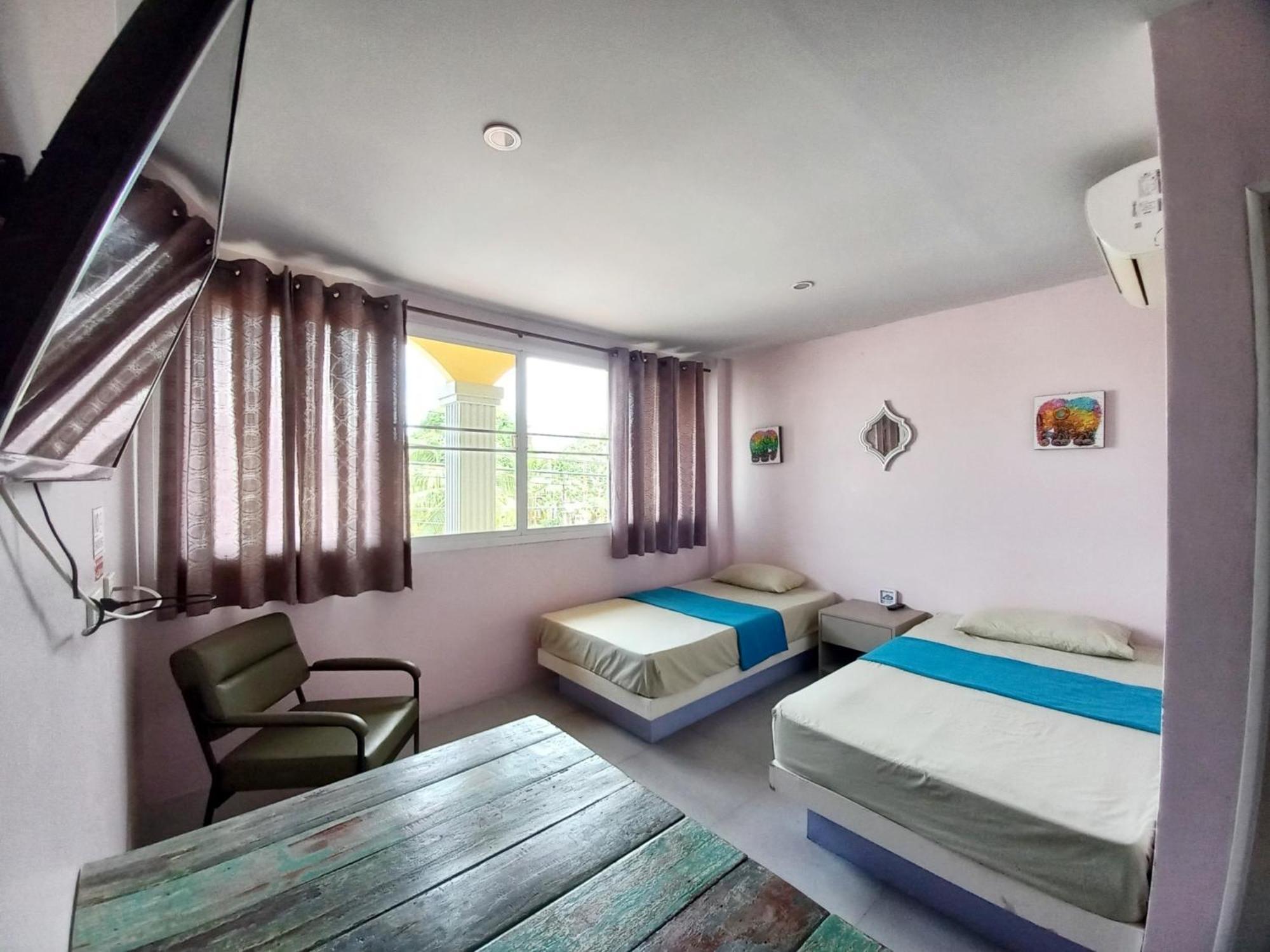 Отель In Phuket House Экстерьер фото