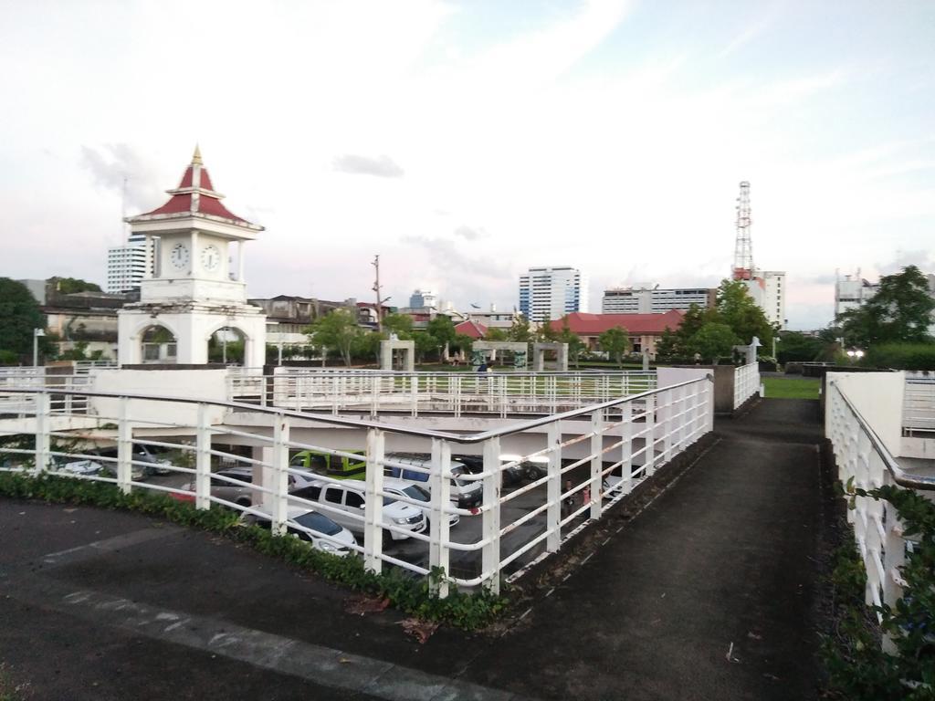 Отель In Phuket House Экстерьер фото