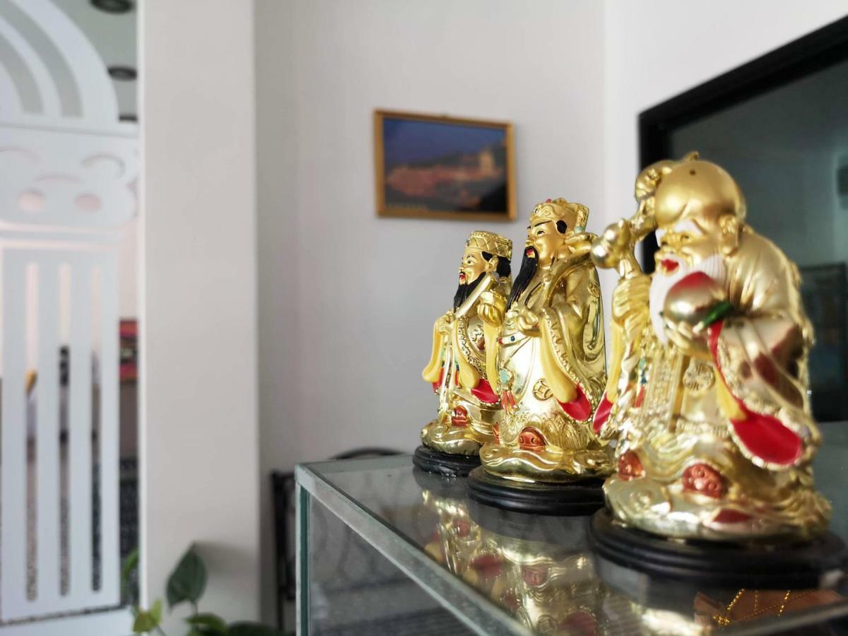 Отель In Phuket House Экстерьер фото